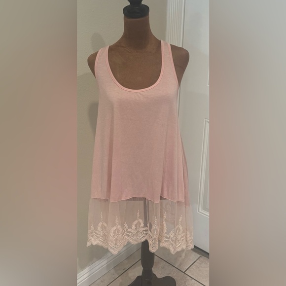 Umgee Tops - Umgee Blush Pink Top with Lace Detail